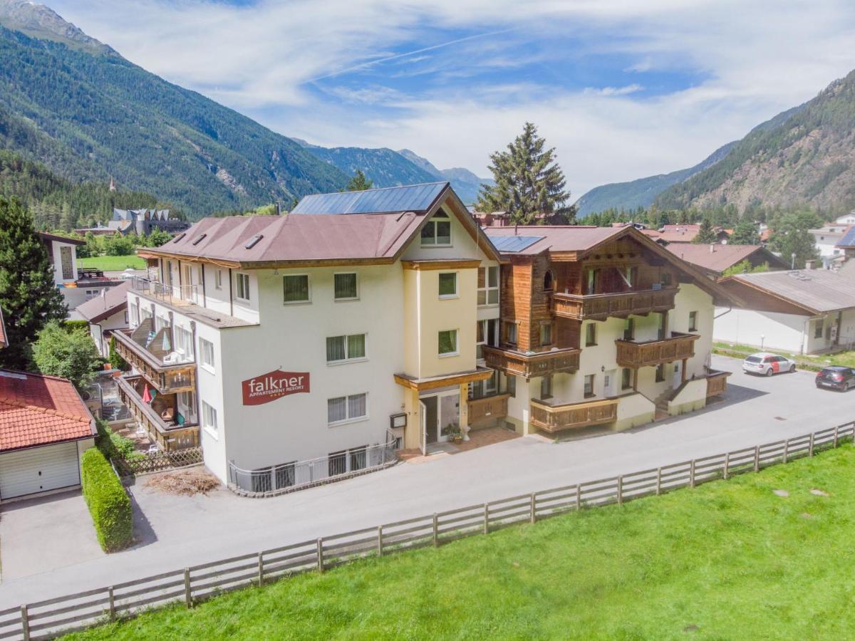 Apartment Falkner-1 By Interhome Oberlängenfeld エクステリア 写真